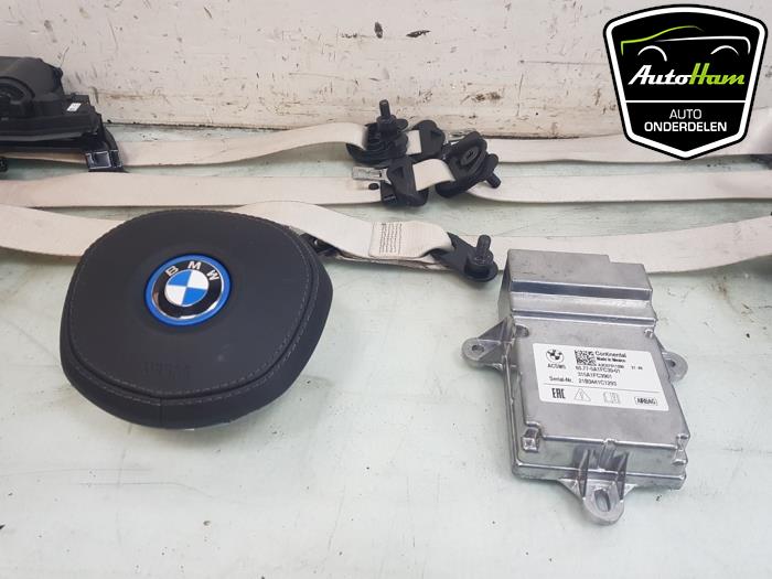 Airbag set+module from a BMW X5 (G05) xDrive 45 e iPerformance 3.0 24V 2022