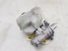 Master cylinder from a Land Rover Range Rover Sport (LW) 3.0 SDV6 2014