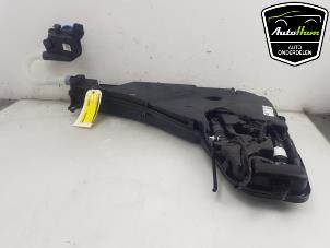 Used Front windscreen washer reservoir BMW X5 (G05) xDrive 45 e iPerformance 3.0 24V Price € 95,00 Margin scheme offered by AutoHam