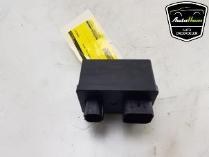 Used Glow plug relay Landrover Range Rover Sport (LW) 3.0 SDV6 Price € 25,00 Margin scheme offered by AutoHam