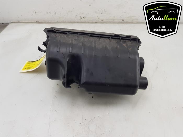 Begagnade Luftfilterhus Mitsubishi Space Star (A0) 1.2 12V Pris € 35,00 Marginaltabell erbjuds av AutoHam