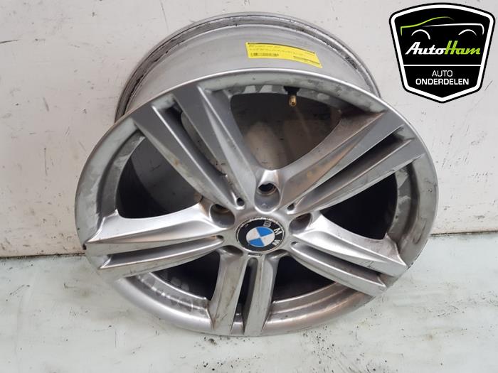 Wheel from a BMW 1 serie (F20) 118i 1.6 16V 2015