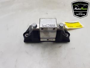 Used Gearbox mount Mercedes Vito Tourer (447.7) 2.0 119 CDI 16V Price € 30,00 Margin scheme offered by AutoHam