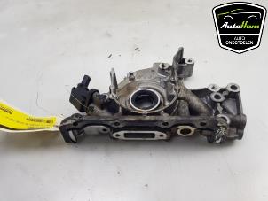 Used Oil pump Volkswagen Polo VI (AW1) 1.0 MPi 12V Price € 75,00 Margin scheme offered by AutoHam