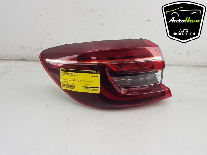 Taillight, left from a Renault Clio V (RJAB) 1.0 TCe 100 12V Bi-Fuel 2021