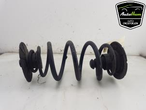 Used Rear coil spring Mercedes Vito (447.6) 2.2 116 CDI 16V Price € 50,00 Margin scheme offered by AutoHam