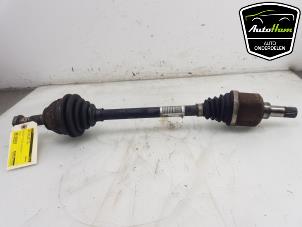 Used Front drive shaft, left Opel Crossland/Crossland X 1.6 CDTi 100 Price € 150,00 Margin scheme offered by AutoHam