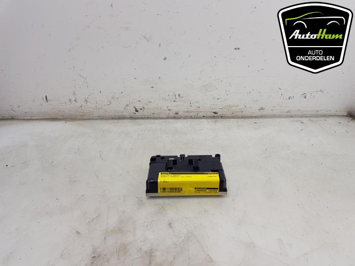Usagé Module Bluetooth Renault Express 1.5 dCi 95 Prix € 195,00 Règlement à la marge proposé par AutoHam