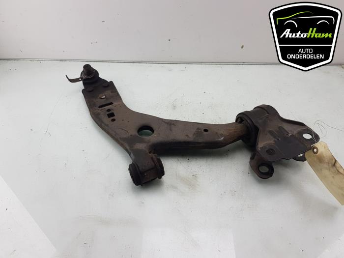Front wishbone, right from a Ford Transit Connect (PJ2) 1.6 TDCi 16V 75 2014