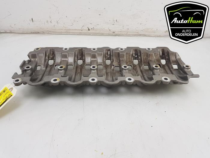 Usagé Couvercle carter BMW X5 (G05) xDrive 45 e iPerformance 3.0 24V Prix € 20,00 Règlement à la marge proposé par AutoHam