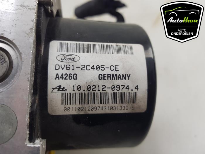 ABS pump from a Ford Transit Connect (PJ2) 1.6 TDCi 16V 75 2014