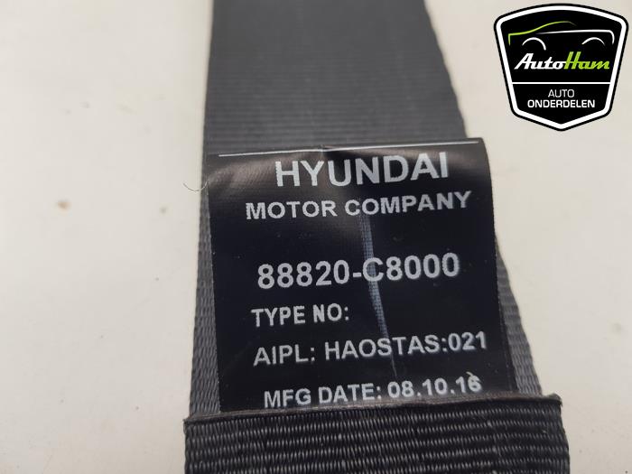 Front seatbelt, right from a Hyundai i20 (GBB) 1.2i 16V 2017
