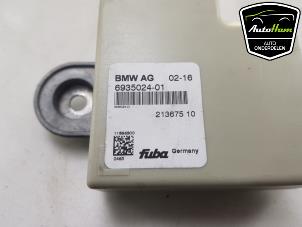 Używane Wzmacniacz anteny BMW Z4 Roadster (E89) sDrive 20i 2.0 16V Cena € 15,00 Procedura marży oferowane przez AutoHam