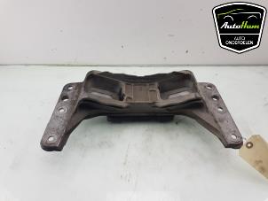 Used Gearbox mount BMW 5 serie (E60) 530i 24V Price € 25,00 Margin scheme offered by AutoHam