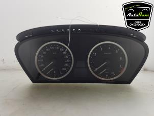 Usagé Instrument de bord BMW 5 serie (E60) 530i 24V Prix € 100,00 Règlement à la marge proposé par AutoHam