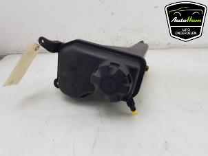Used Expansion vessel BMW 3 serie (E92) 325i 24V Price € 10,00 Margin scheme offered by AutoHam