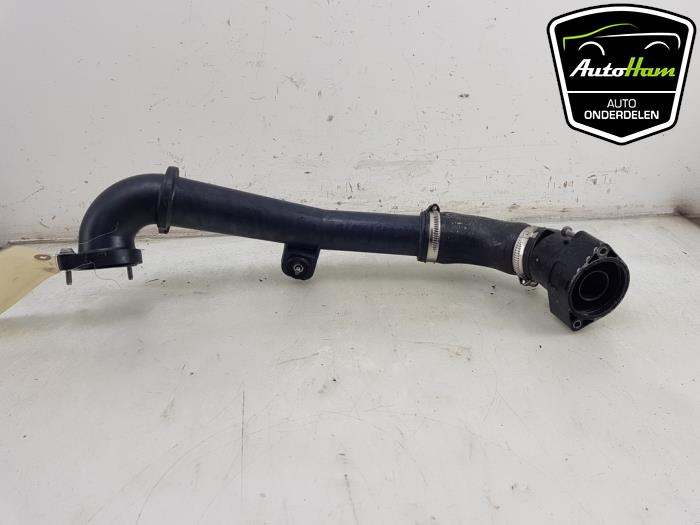 Air intake hose from a Volkswagen Caddy IV 2.0 TDI 75 2020