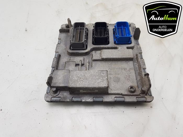 Used Engine management computer Opel Astra K 1.4 Turbo 16V Price € 125,00 Margin scheme offered by AutoHam