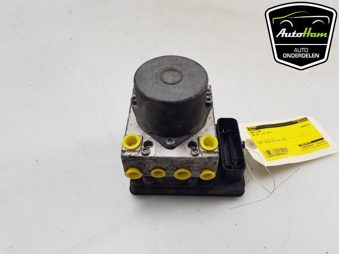 Used ABS pump Volkswagen Up! (121) 1.0 12V 75 Price € 45,00 Margin scheme offered by AutoHam