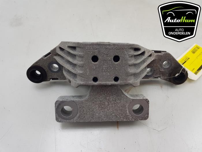 Usagé Support moteur Opel Astra K Sports Tourer 1.4 16V Prix € 20,00 Règlement à la marge proposé par AutoHam