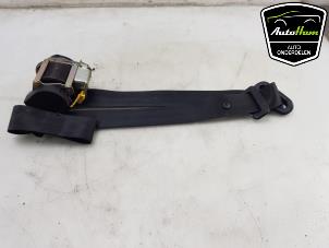 Used Front seatbelt, left Peugeot 206 (2A/C/H/J/S) 1.4 XR,XS,XT,Gentry Price € 50,00 Margin scheme offered by AutoHam