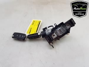 Used Ignition lock + key Volkswagen Caddy IV 2.0 TDI 75 Price € 75,00 Margin scheme offered by AutoHam