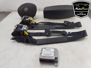 Usagé Kit + module airbag Fiat Doblo Cargo (223) 1.3 D 16V Multijet DPF Prix sur demande proposé par AutoHam