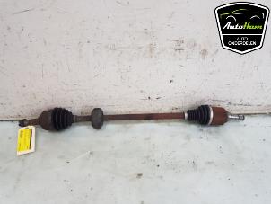 Used Front drive shaft, right Dacia Lodgy (JS) 1.2 TCE 16V Price € 75,00 Margin scheme offered by AutoHam