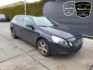 Used Front end, complete Volvo V60 I (FW/GW) 1.6 T3 16V Price on request offered by AutoHam