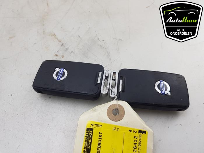 Gebrauchte Schlüssel Volvo V60 I (FW/GW) 1.6 T3 16V Preis € 75,00 Margenregelung angeboten von AutoHam