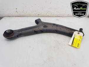 Used Front wishbone, right Ford Puma 1.0 Ti-VCT EcoBoost 12V Price € 75,00 Margin scheme offered by AutoHam