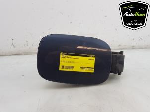 Used Tank cap cover Renault Megane IV (RFBB) 1.5 Energy dCi 115 Price € 40,00 Margin scheme offered by AutoHam