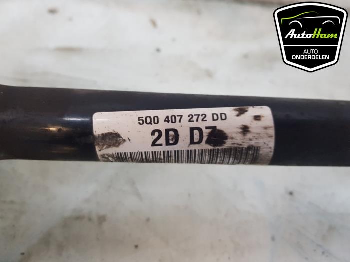 Front drive shaft, right from a Seat Leon ST (5FF) 1.4 TSI ACT 16V 2016
