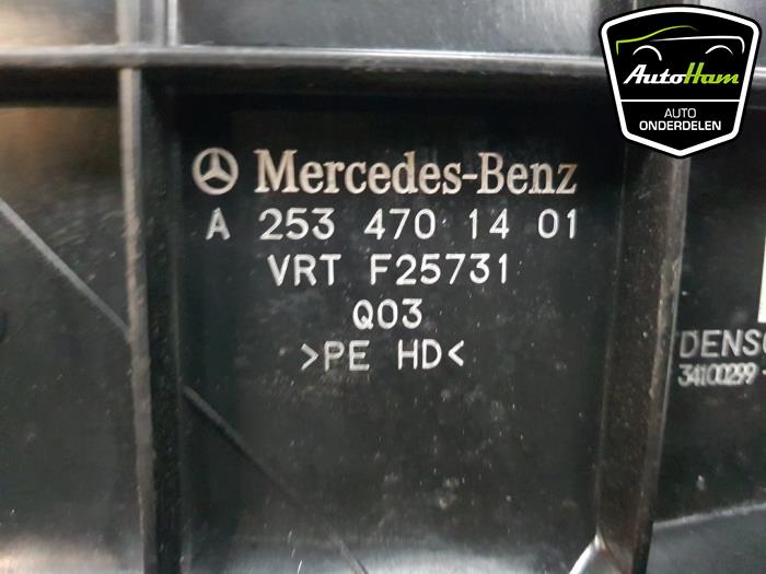 Adblue Tank van een Mercedes-Benz GLC Coupe (C253) 2.2 220d 16V BlueTEC 4-Matic 2017