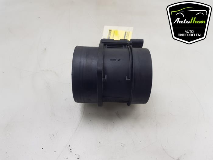 Airflow meter from a Mercedes-Benz GLC Coupe (C253) 2.2 220d 16V BlueTEC 4-Matic 2017