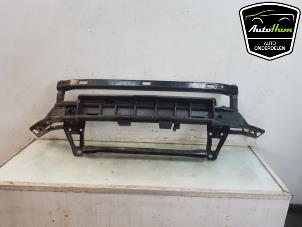 Used Front bumper frame Volkswagen Crafter (SY) 2.0 TDI Price on request offered by AutoHam