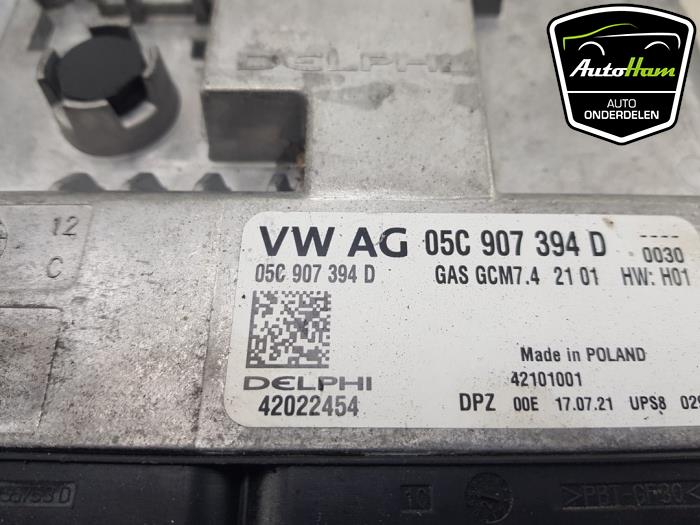Ordinateur gestion moteur d'un Volkswagen Polo VI (AW1) 1.0 TSI 12V 2021