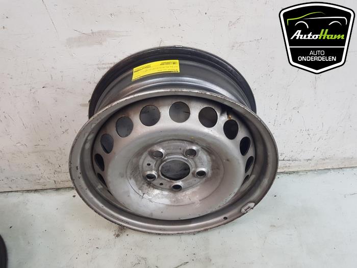 Wheel from a Volkswagen Crafter (SY) 2.0 TDI 2018