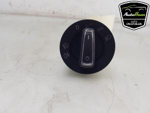 Gebrauchte Licht Schalter Seat Arona (KJX) 1.0 TSI 12V Preis € 10,00 Margenregelung angeboten von AutoHam