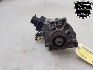 Used Mechanical fuel pump Renault Megane IV (RFBB) 1.5 Energy dCi 115 Price € 350,00 Margin scheme offered by AutoHam
