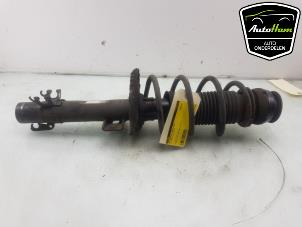 Used Front shock absorber, right Volkswagen Polo V (6R) 1.2 TDI 12V BlueMotion Price € 75,00 Margin scheme offered by AutoHam