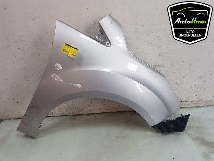 Front wing, right from a Ford C-Max (DXA) 1.5 Ti-VCT EcoBoost 150 16V 2016