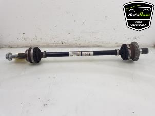 Used Drive shaft, rear right Volkswagen Golf VIII (CD1) 2.0 TSI R 16V 4Motion Price € 250,00 Margin scheme offered by AutoHam