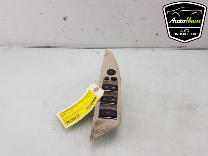 Usados Interruptor de ventanilla eléctrica BMW M8 (F91) M850i xDrive Twin Turbo V8 32V Precio € 75,00 Norma de margen ofrecido por AutoHam