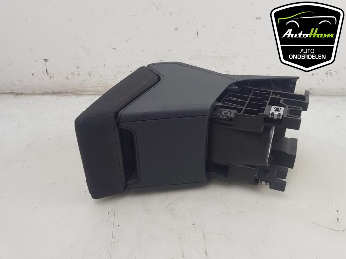 Armrest from a Seat Ibiza V (KJB) 1.0 TSI 12V 2021