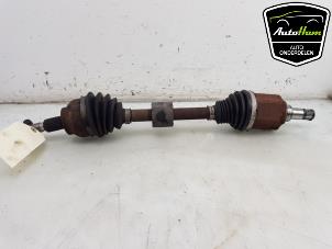 Used Front drive shaft, left Ford C-Max (DXA) 1.5 Ti-VCT EcoBoost 150 16V Price € 100,00 Margin scheme offered by AutoHam