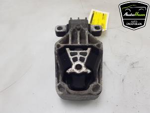 Used Gearbox mount Mercedes CLA (117.3) 1.6 CLA-180 16V Price € 10,00 Margin scheme offered by AutoHam
