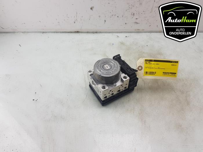 Usagé Bloc ABS Ford Fiesta 7 1.0 EcoBoost 12V 100 Prix € 195,00 Règlement à la marge proposé par AutoHam
