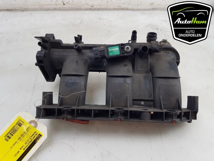 Intake manifold from a Renault Clio IV (5R) 0.9 Energy TCE 90 12V 2013