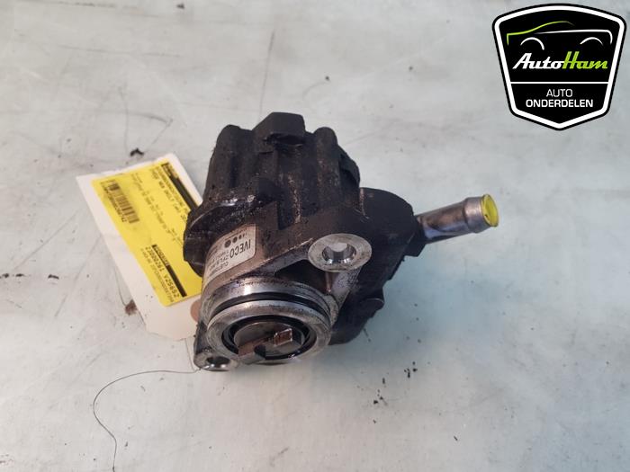 Usagé Pompe de direction Iveco New Daily VI 35C17, 35S17, 40C17, 50C17, 65C17, 70C17 Prix € 75,00 Règlement à la marge proposé par AutoHam